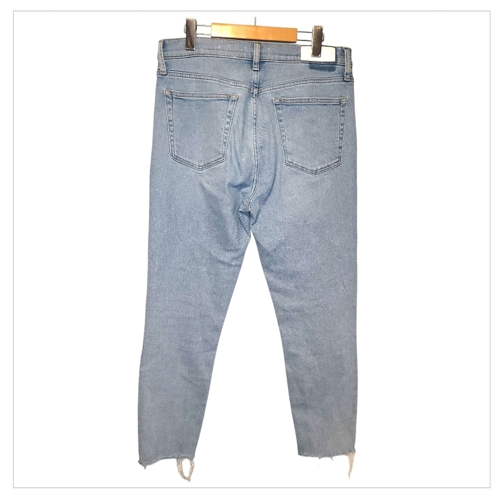RE/DONE Women’s Size 31 High Rise Crop Jeans Raw Hem Light Wash 27” Waist - Picture 4 of 6